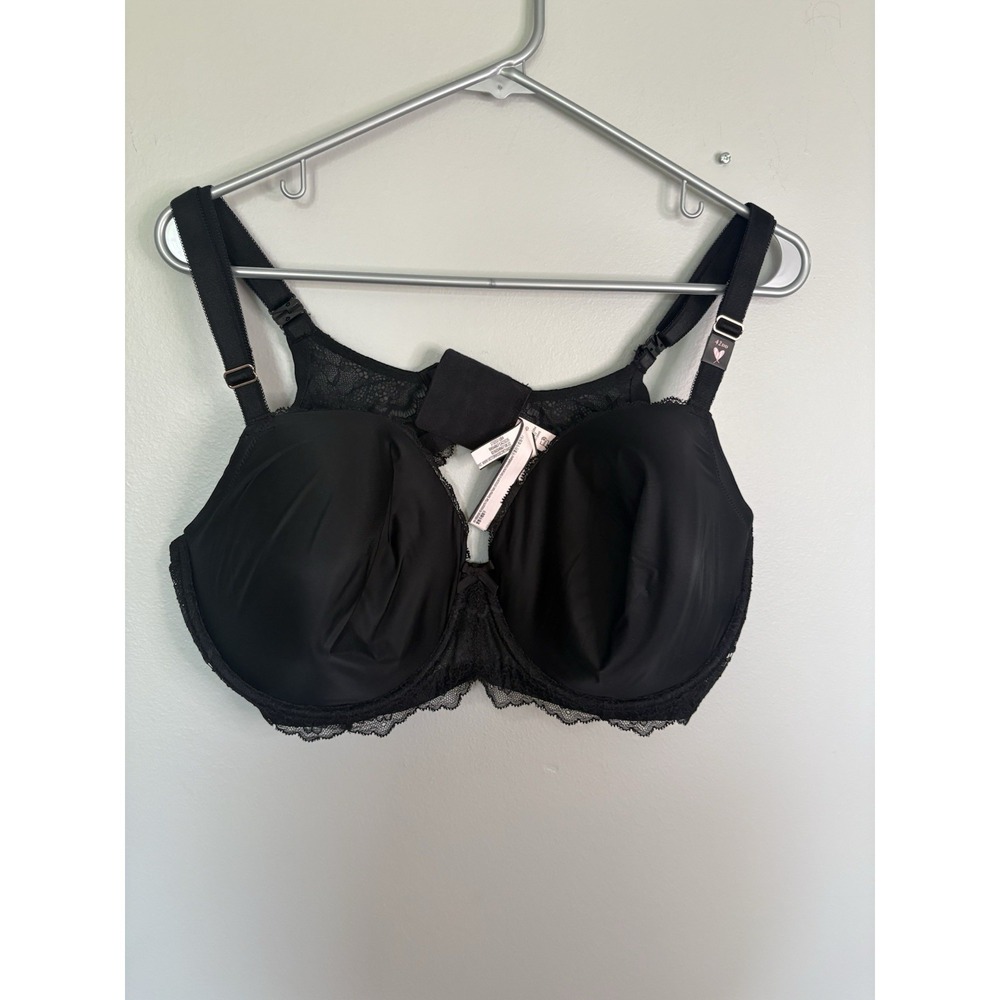 NWT Victoria Secret Fabulous Push Up Bra 42DD Underwire Lace Sexy VS Black